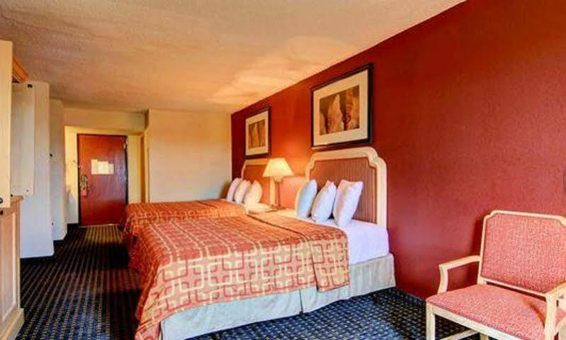 Hotel Red Roof Atlanta - Six Flags Lodge West