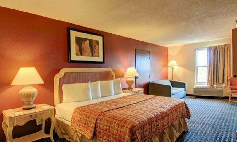 Hotel Red Roof Atlanta - Six Flags Lodge West